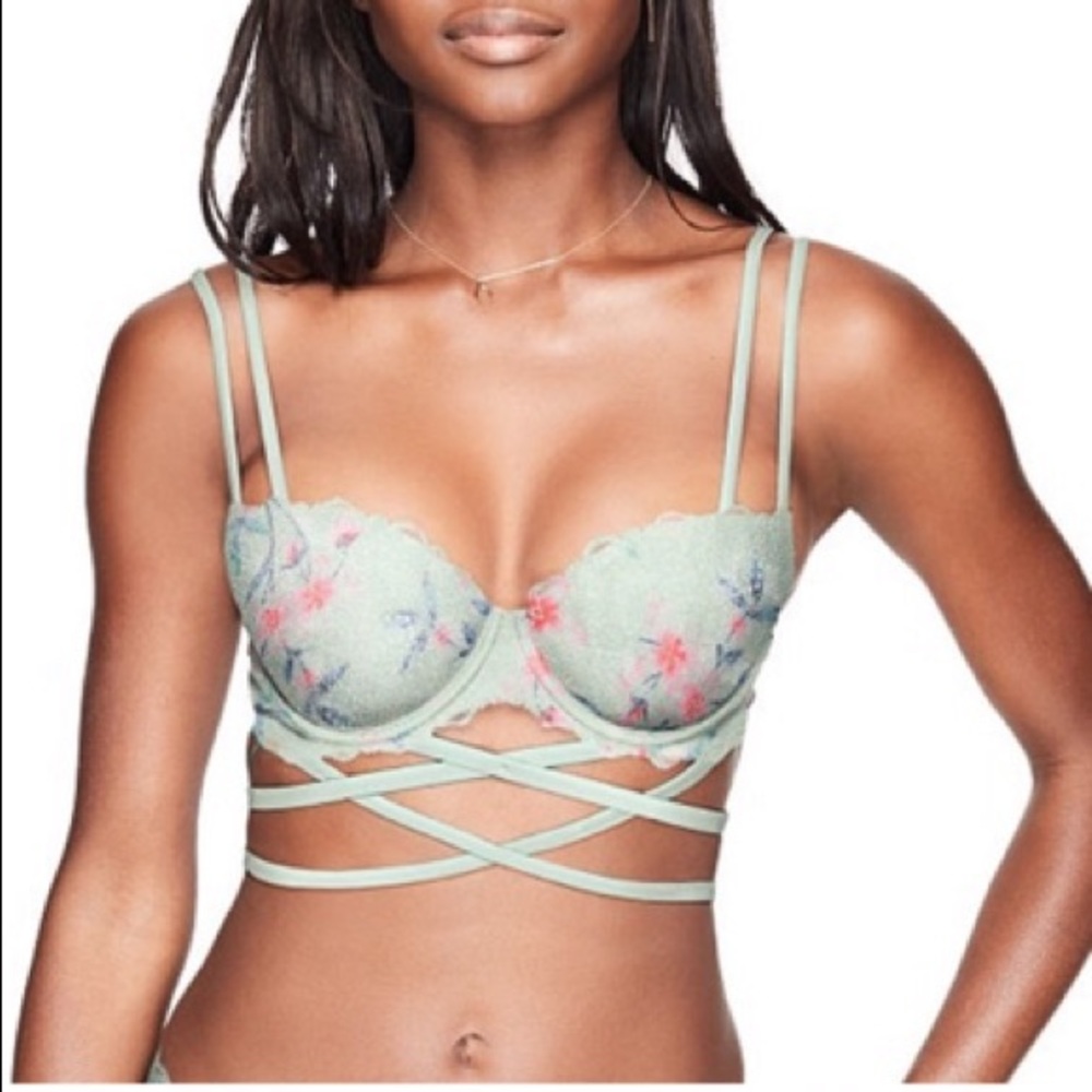 NEW Victoria’s Secret PINK LIMITED EDITION The Date Wrap Push-Up Bra 34C